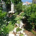Jagoda * Vrbnik (Primorje-Gorski Kotar)