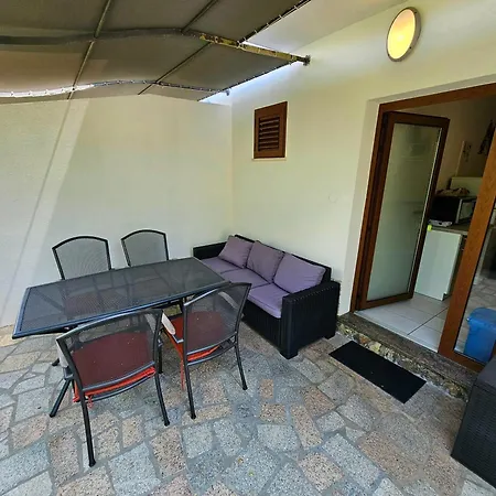 Jagoda Apartment *